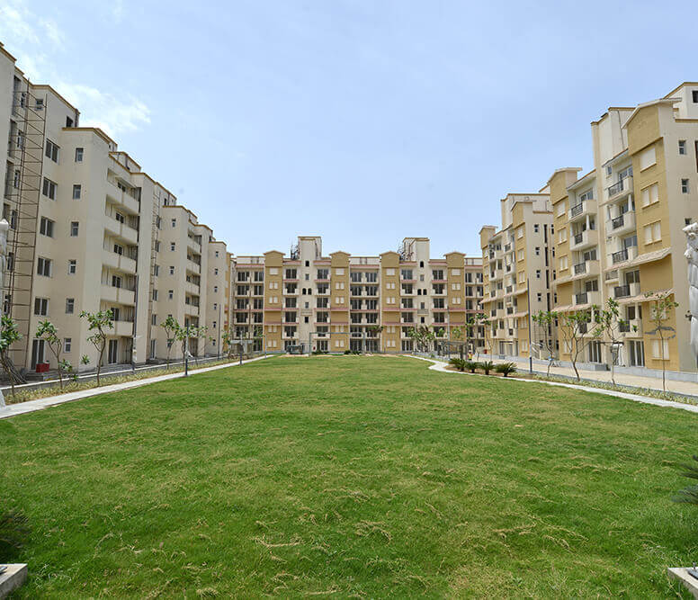 4-bhk-apartments-for-rent-in-emerald-floors-premier